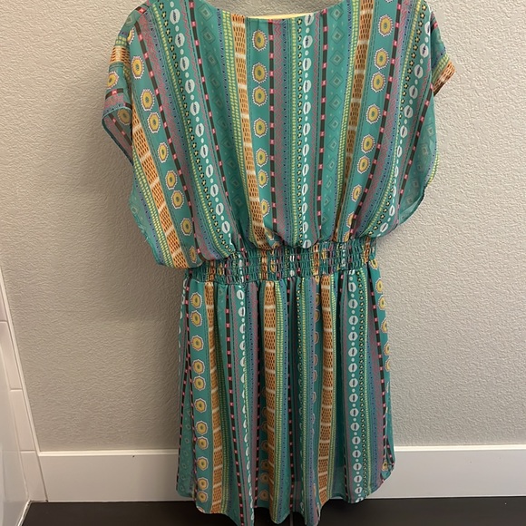 Buttons Dress - Picture 2 of 2